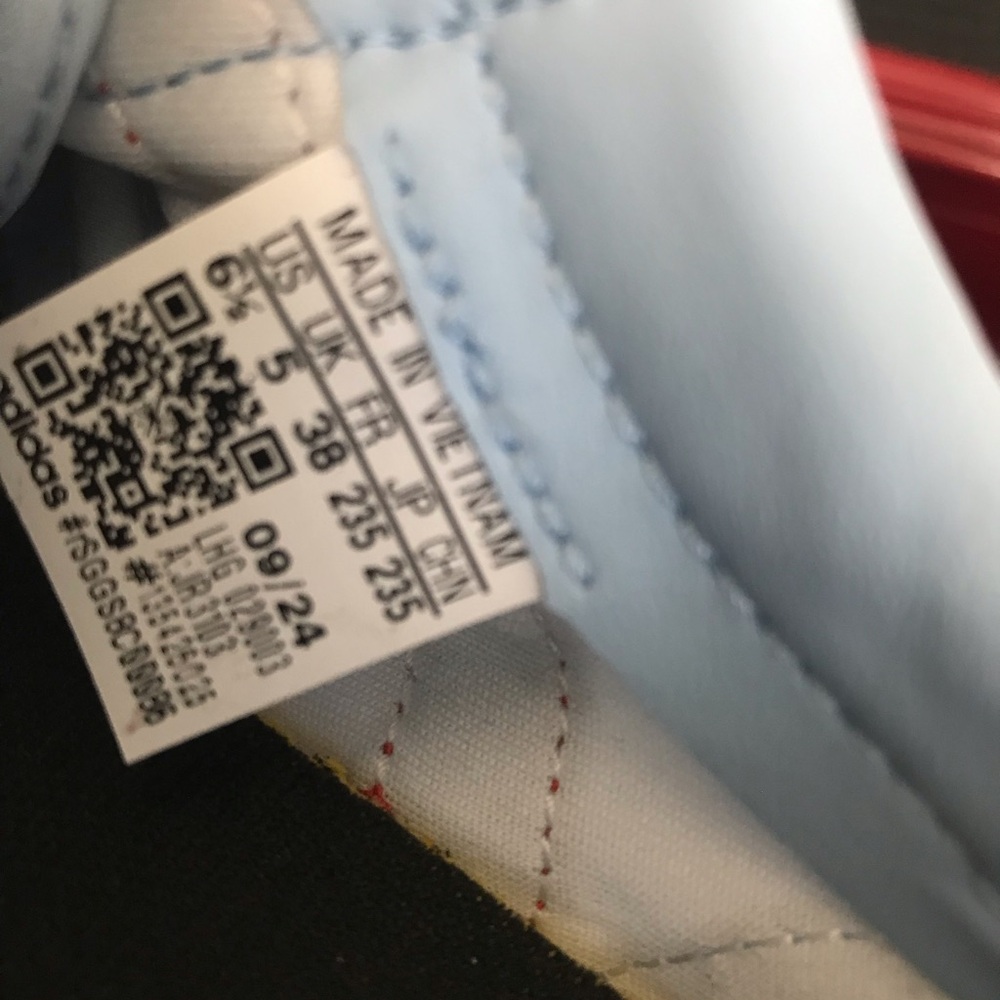 Women Adidas Sneakers - Picture 2 of 7